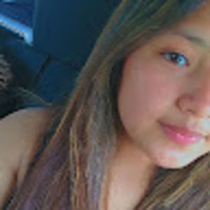 Meet your Posher, Noelia